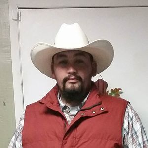 Meet your Posher, Javier